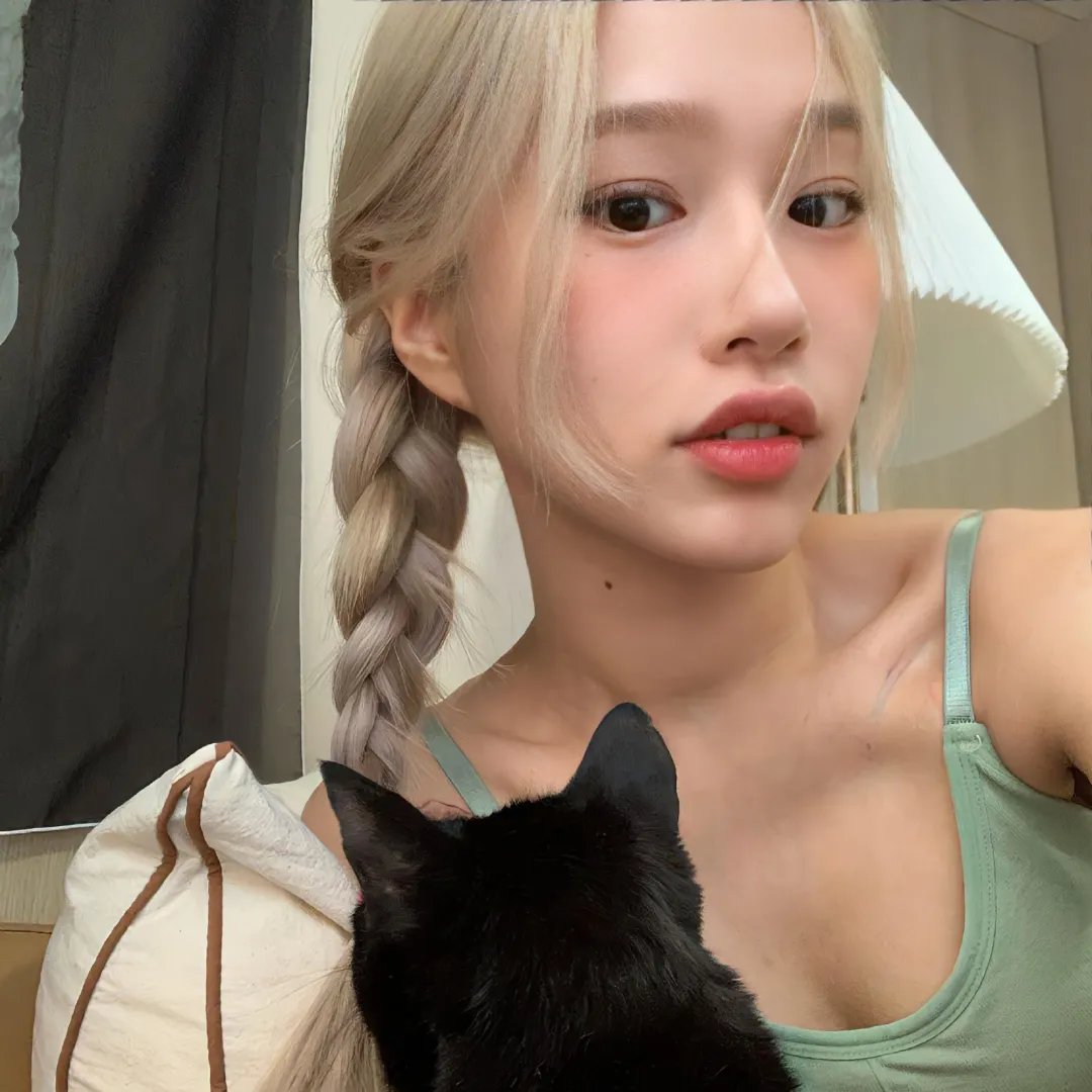 龙纹身的女鬼入镜